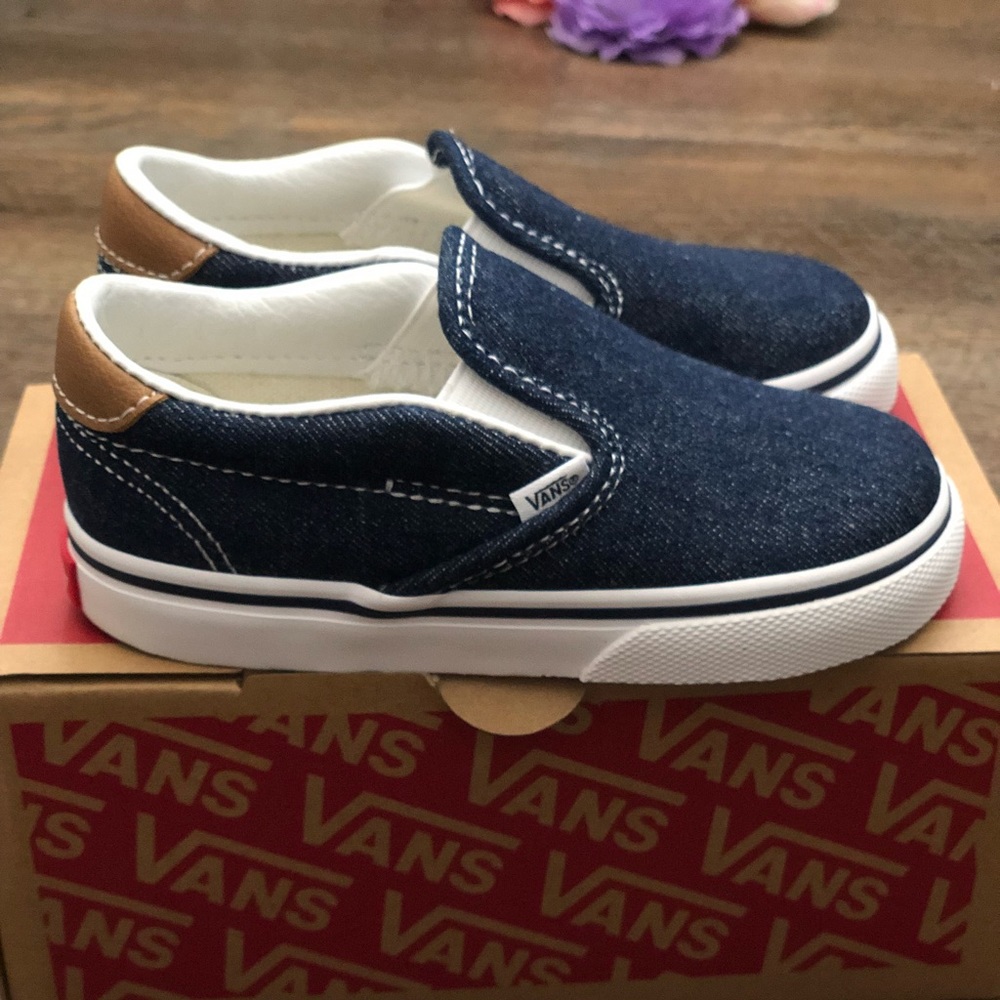 Vans slip on